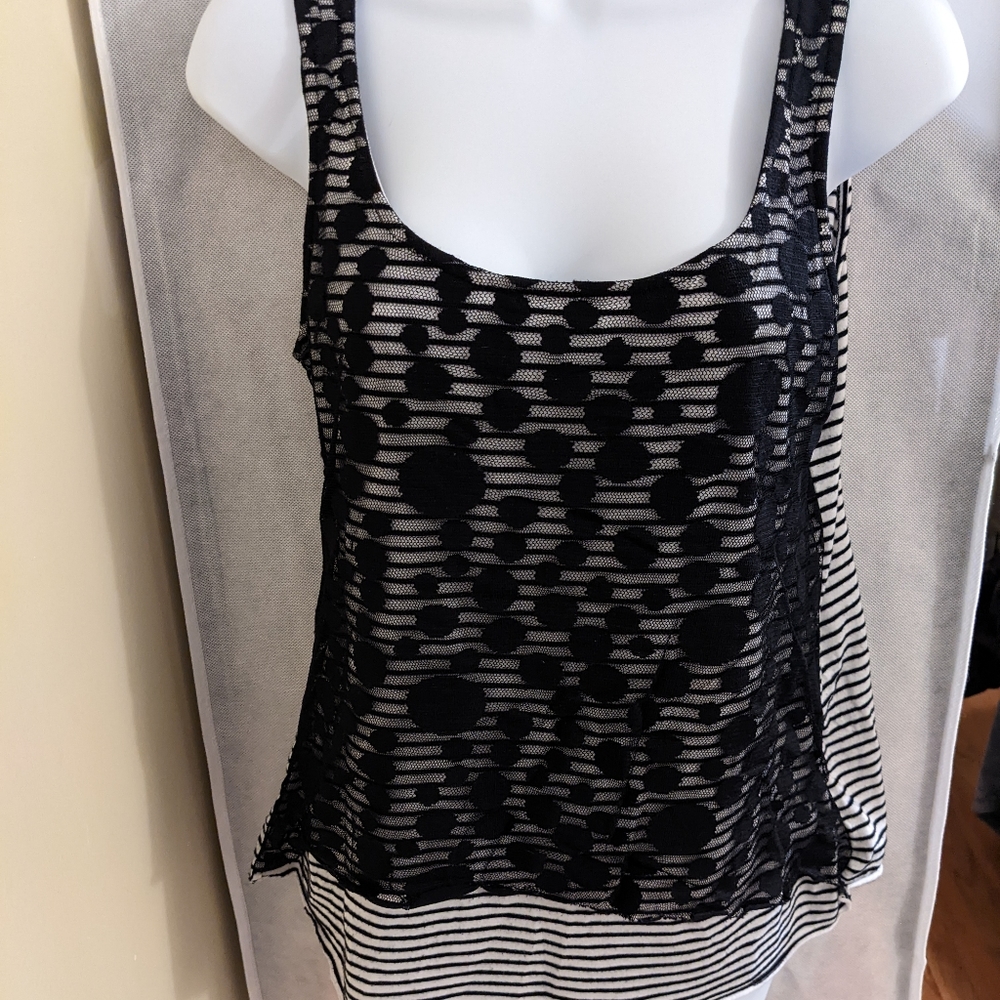 Tank Top Bundle - Picture 2 of 13